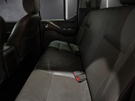 NISSAN Frontier 2.5 SL 4X4 TURBO DIESEL CABINE DUPLA AUTOMTICO, Foto 11