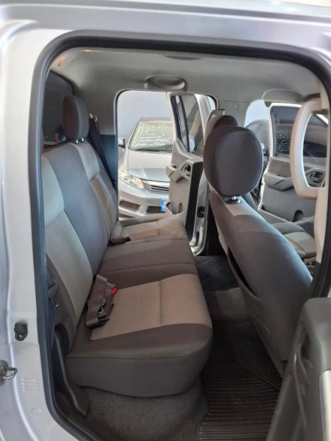 NISSAN Frontier 2.5 SE 4X4 ATTACK TURBO DIESEL CABINE DUPLA, Foto 5