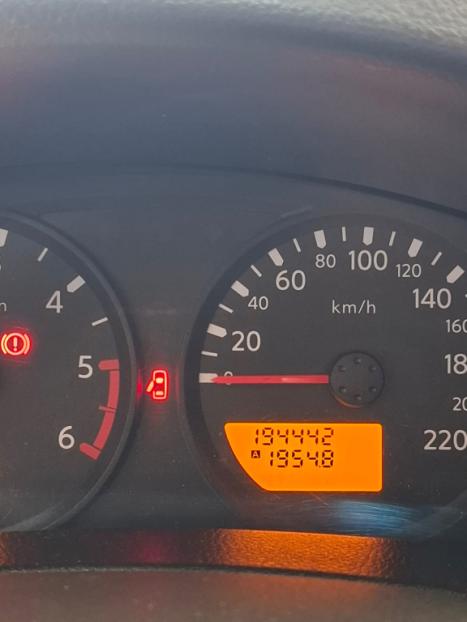 NISSAN Frontier 2.5 SE 4X4 ATTACK TURBO DIESEL CABINE DUPLA, Foto 8