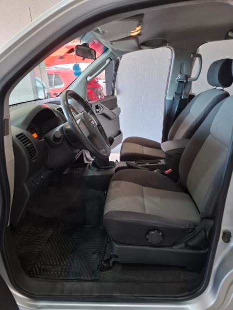 NISSAN Frontier 2.5 SE 4X4 ATTACK TURBO DIESEL CABINE DUPLA, Foto 11