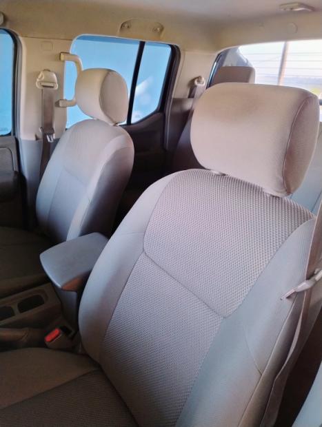 NISSAN Frontier 2.5 XE TURBO DIESEL CABINE DUPLA, Foto 4