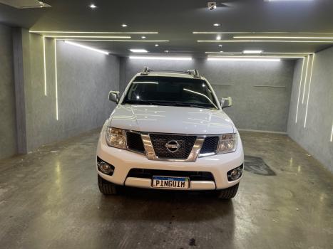NISSAN Frontier 2.5 SL 4X4 TURBO DIESEL CABINE DUPLA AUTOMTICO, Foto 3