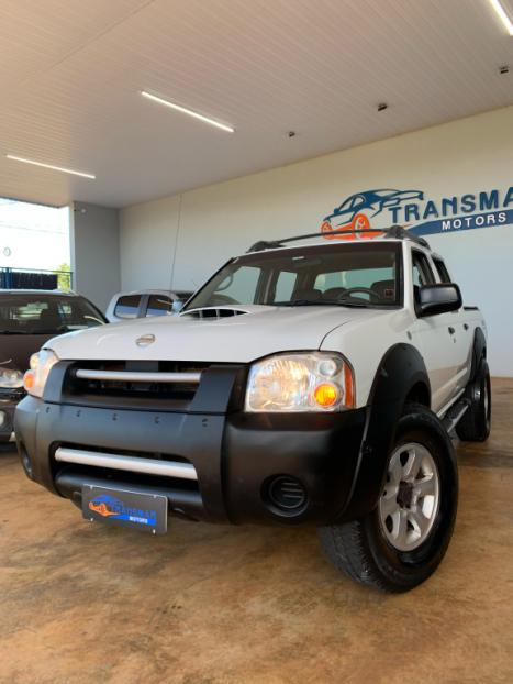 NISSAN Frontier 2.8 4X4 XE TURBO DIESEL CABINE DUPLA, Foto 2