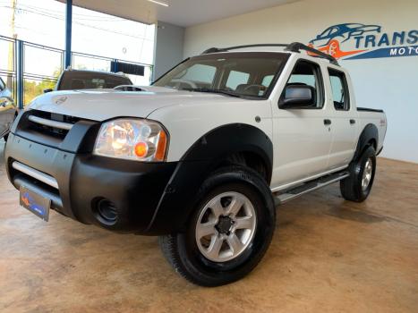 NISSAN Frontier 2.8 4X4 XE TURBO DIESEL CABINE DUPLA, Foto 3