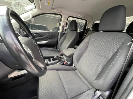NISSAN Frontier , Foto 14