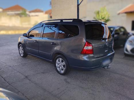 NISSAN Grand Livina 1.8 16V 4P SL FLEX, Foto 17