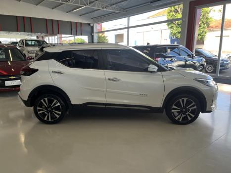 NISSAN Kicks 1.6 16V 4P FLEXSTART EXCLUSIVE XTRONIC AUTOMTICO CVT, Foto 3