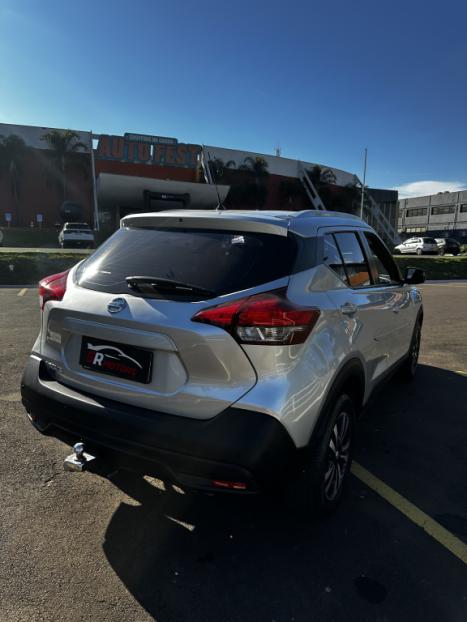 NISSAN Kicks 1.6 16V 4P FLEXSTART S X-TRONIC AUTOMTICO CVT, Foto 2