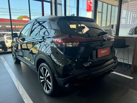 NISSAN Kicks 1.6 16V 4P FLEXSTART ADVANCE XTRONIC AUTOMTICO CVT, Foto 2
