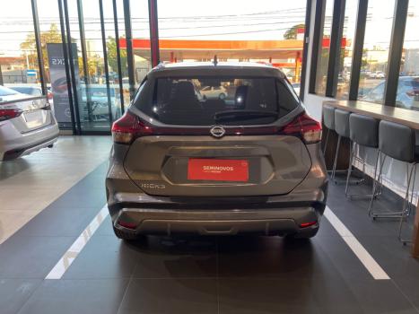 NISSAN Kicks 1.6 16V 4P FLEXSTART EXCLUSIVE XTRONIC AUTOMTICO CVT, Foto 4