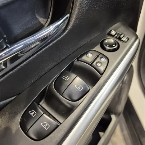 NISSAN Kicks 1.6 16V 4P FLEXSTART S X-TRONIC AUTOMTICO CVT, Foto 12