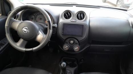 NISSAN March 1.0 12V 4P S FLEX, Foto 2