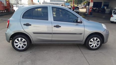 NISSAN March 1.0 12V 4P S FLEX, Foto 4