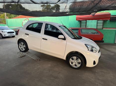 NISSAN March 1.0 12V 4P S FLEX, Foto 3