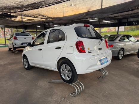 NISSAN March 1.0 12V 4P S FLEX, Foto 9
