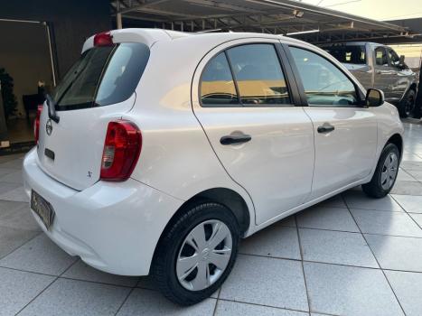 NISSAN March 1.0 12V 4P S FLEX, Foto 5