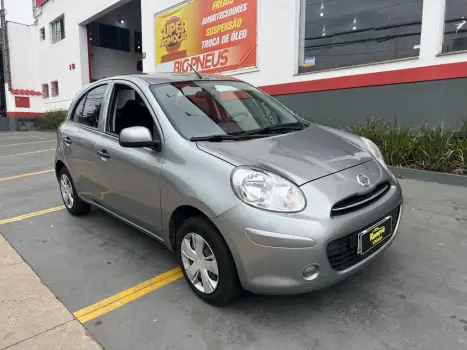 NISSAN March 1.0 12V 4P S FLEX, Foto 3
