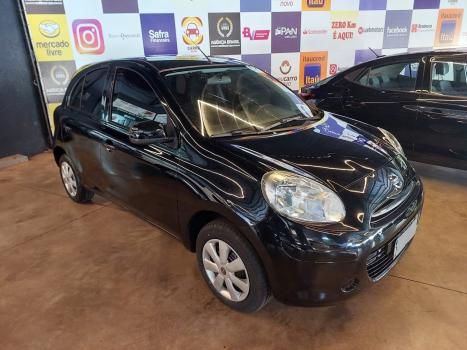 NISSAN March 1.0 16V 4P S FLEX, Foto 4