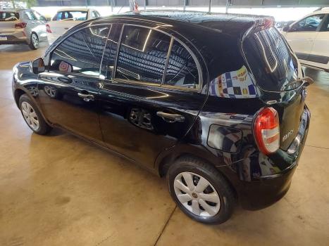 NISSAN March 1.0 16V 4P S FLEX, Foto 10