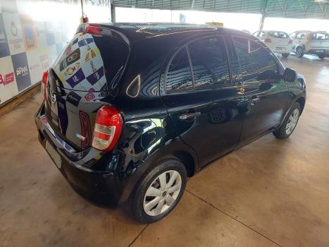 NISSAN March 1.0 16V 4P S FLEX, Foto 12
