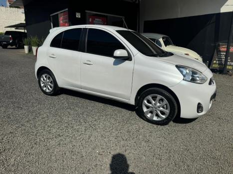 NISSAN March 1.6 16V 4P SV FLEX, Foto 4