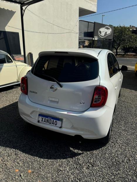 NISSAN March 1.6 16V 4P SV FLEX, Foto 6