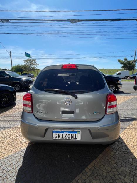 NISSAN March 1.6 16V 4P SV FLEX, Foto 6