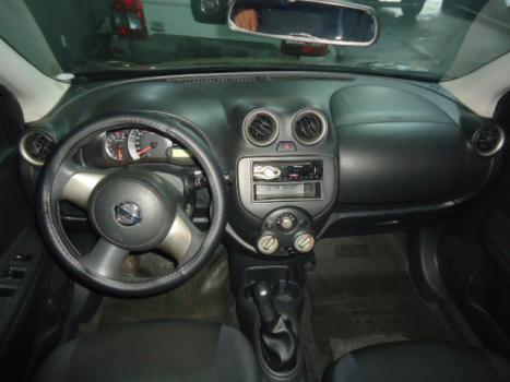 NISSAN March 1.6 16V 4P S FLEX, Foto 4