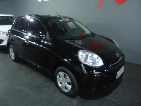 NISSAN March 1.6 16V 4P S FLEX, Foto 2