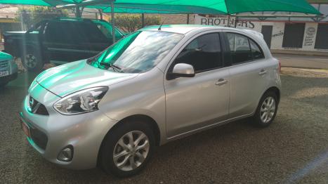 NISSAN March 1.6 16V 4P SV FLEX, Foto 4