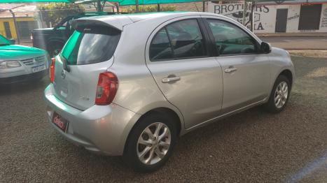 NISSAN March 1.6 16V 4P SV FLEX, Foto 7