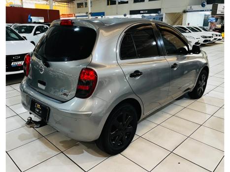 NISSAN March 1.6 16V 4P SL FLEX, Foto 4