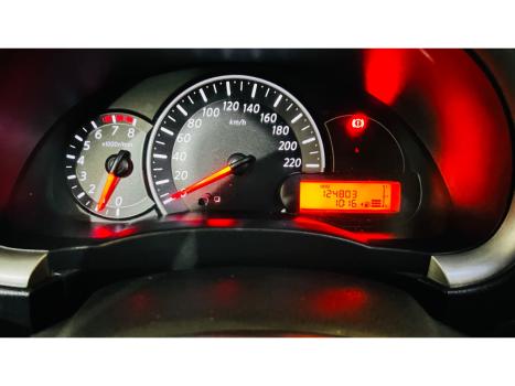 NISSAN March 1.6 16V 4P SL FLEX, Foto 9