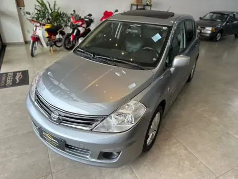 NISSAN Tiida Hatch 1.8 16V 4P SL FLEX AUTOMTICO, Foto 3