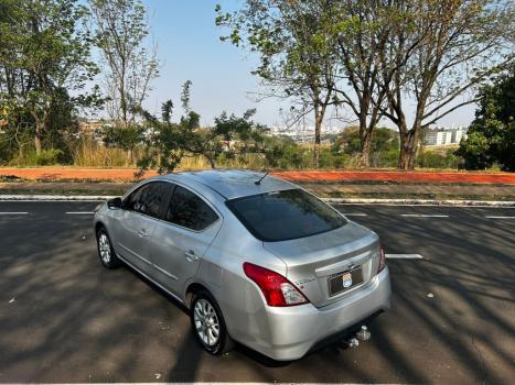 NISSAN Versa Sedan 1.6 16V 4P FLEX SV, Foto 6