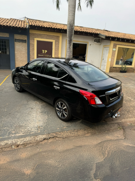 NISSAN Versa Sedan 1.6 16V 4P SL FLEX XTRONIC AUTOMTICO CVT, Foto 6