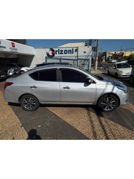 NISSAN Versa Sedan 1.6 16V 4P FLEX SL, Foto 2