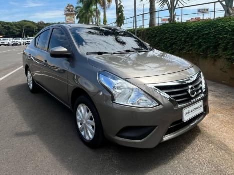 NISSAN Versa Sedan 1.0 4P FLEX, Foto 3