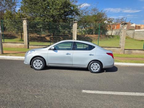 NISSAN Versa Sedan 1.6 16V 4P FLEX SV, Foto 5