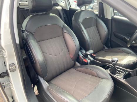 PEUGEOT 2008 1.6 16V 4P FLEX GRIFFE THP TURBO, Foto 9