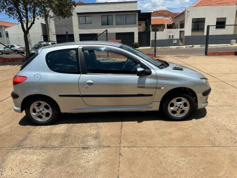 PEUGEOT 206 1.0 16V QUIKSILVER, Foto 2