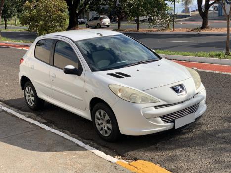 PEUGEOT 207 Hatch 1.4 4P XR FLEX, Foto 2