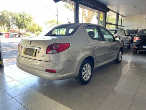 PEUGEOT 207 Sedan 1.4 4P PASSION SPORT XR FLEX, Foto 2