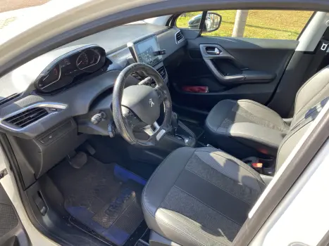 PEUGEOT 208 1.6 16V 4P URBANTECH AUTOMTICO, Foto 16