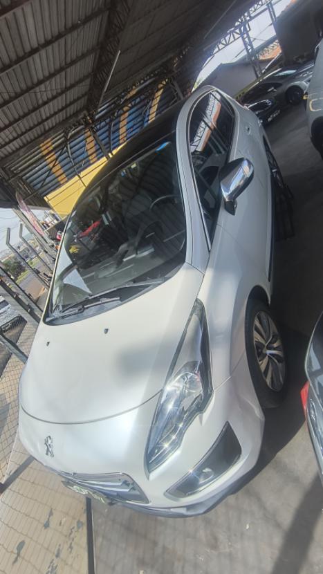 PEUGEOT 3008 1.6 16V 4P GRIFFE THP TURBO AUTOMTICO, Foto 4