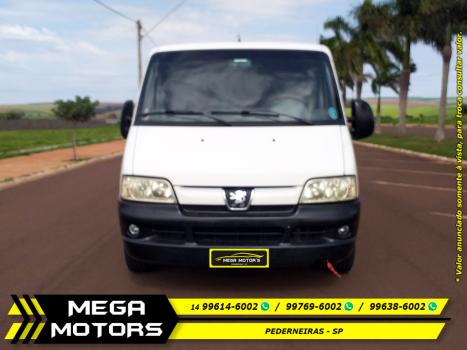 PEUGEOT Boxer 2.3 HDI 330 TURBO DIESEL 16 LUGARES, Foto 2