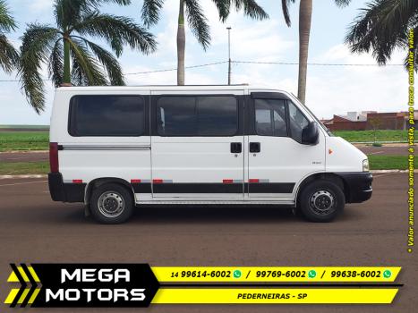 PEUGEOT Boxer 2.3 HDI 330 TURBO DIESEL 16 LUGARES, Foto 8