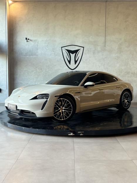 PORSCHE Taycan ELTRICO, Foto 1