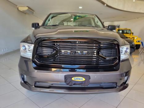 RAM 1500 5.7 V8 CLASSIC LARAMIE CABINE DUPLA 4X4 AUTOMTICO, Foto 15
