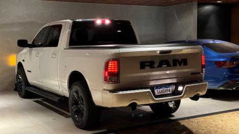 RAM 1500 5.7 V8 CLASSIC LARAMIE CABINE DUPLA 4X4 AUTOMTICO, Foto 13